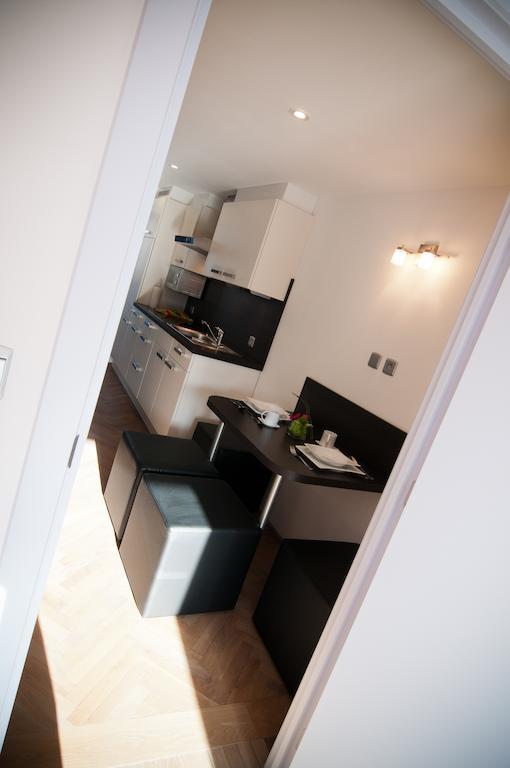 Apartment De Maasnacht Маасейк Екстериор снимка
